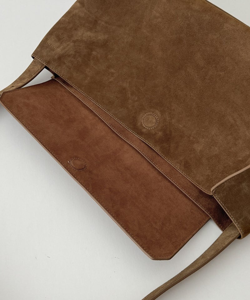 タイムセール10%OFF】diggityスウェードフラップショルダーバッグ